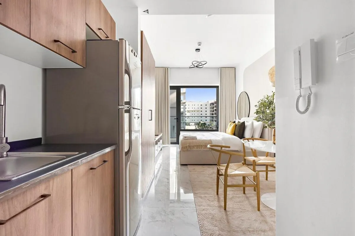 Bright Boho Loft, Masdar City أبو ظبي 0*,